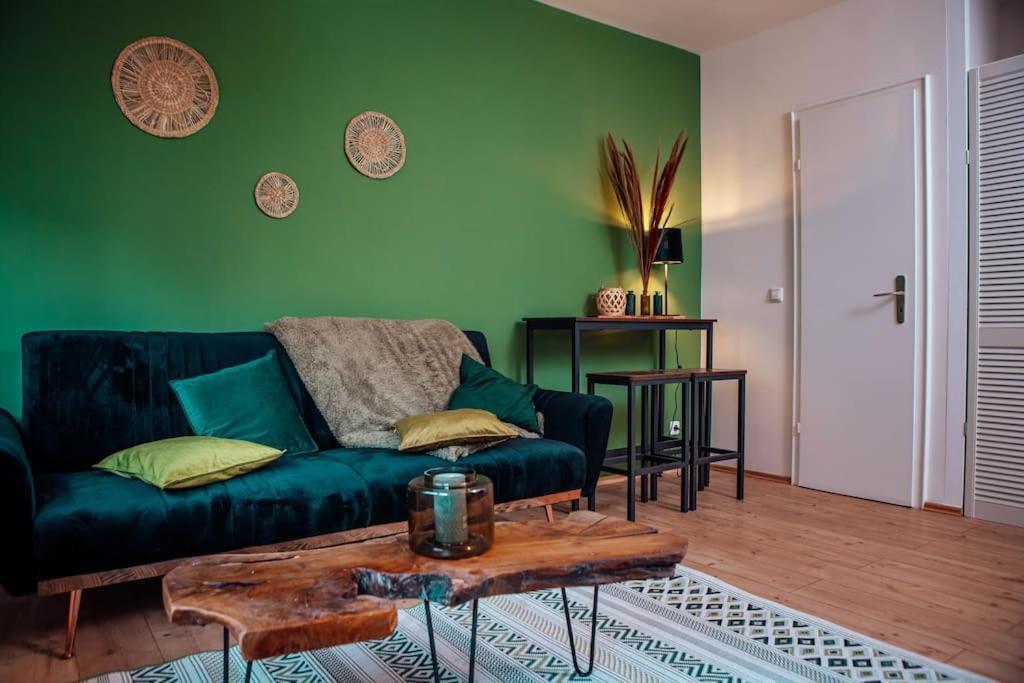 Green & Modern - City - Netflix - Wifi - 2 Person เอสเซน ภายนอก รูปภาพ